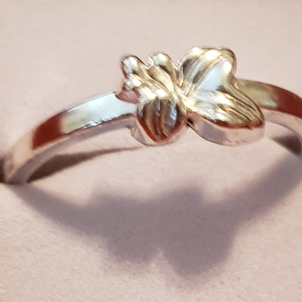 New Stunning Hearts Sterling Silver Ring Si